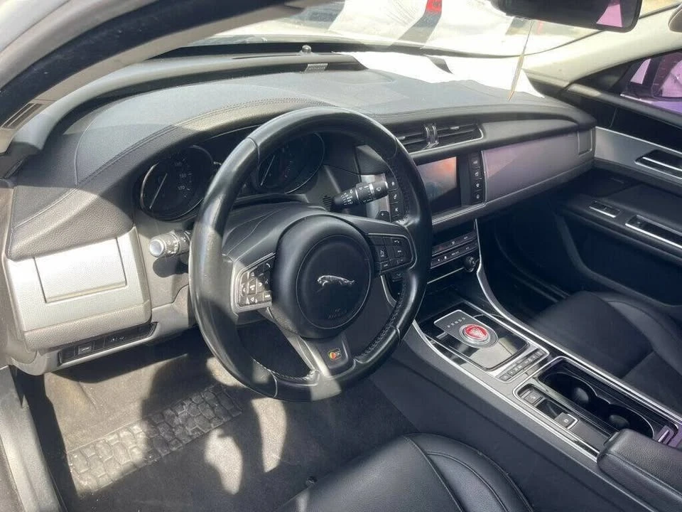 2017 Jaguar X260 XF - Image 8 of 17