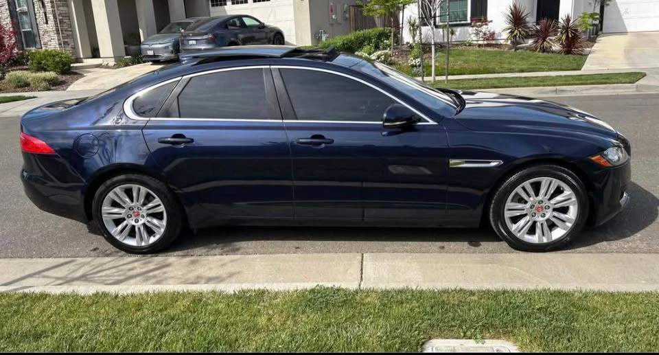 2017 Jaguar X260 XF - Image 5 of 10