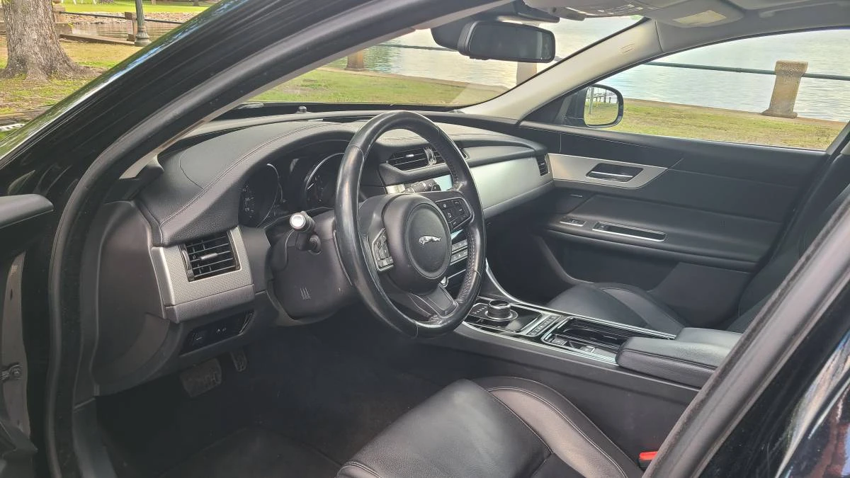 2017 Jaguar XF - Image 20 of 20