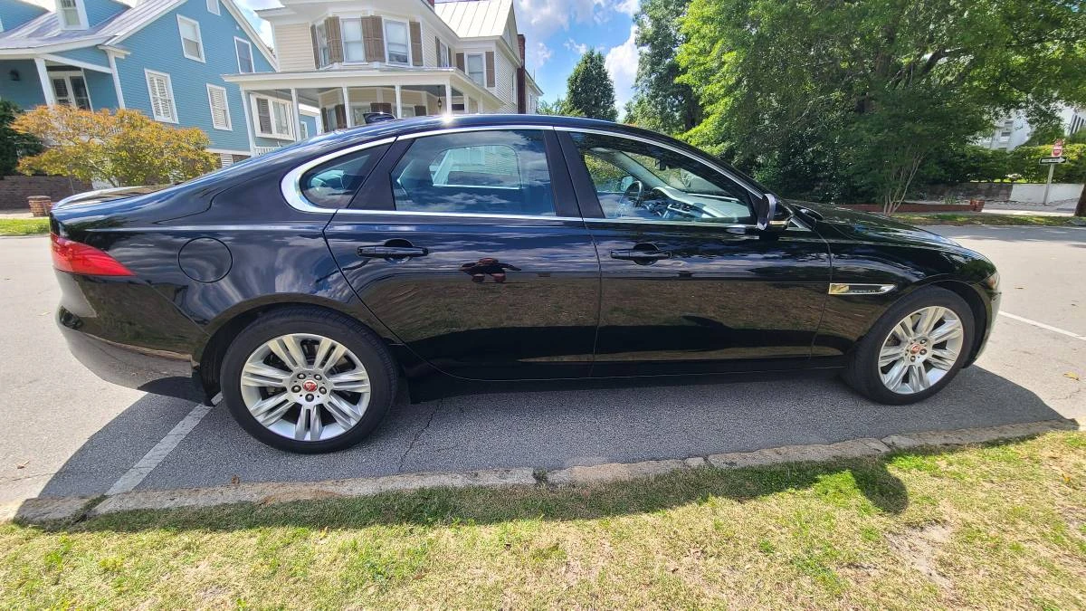 2017 Jaguar XF - Image 18 of 20