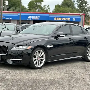 2017 Jaguar XF 35t R-Sport