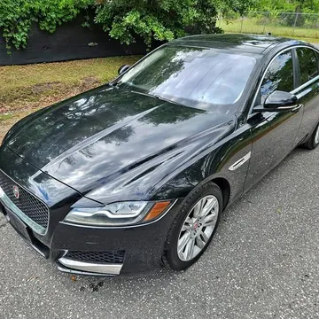 2017 Jaguar XF