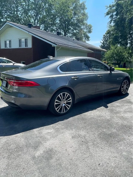 2017 Jaguar X260 XF - Image 4 of 8