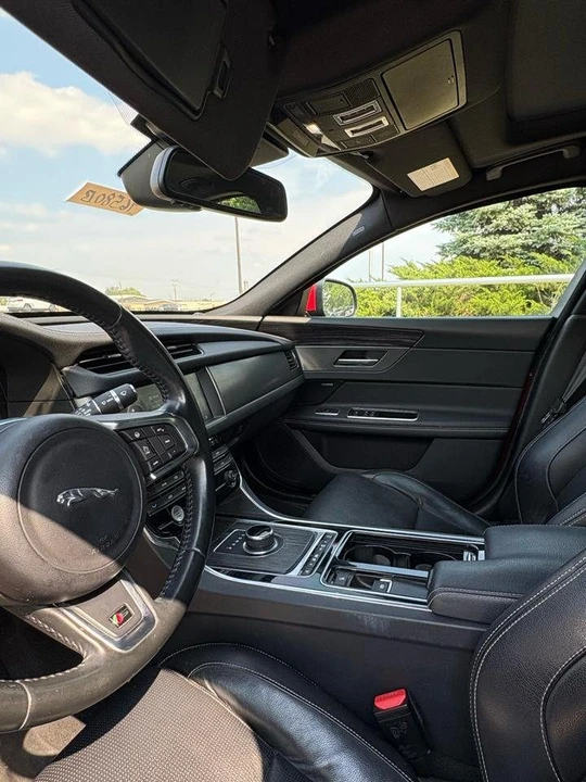 2017 Jaguar X260 XF - Image 9 of 13