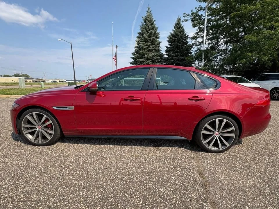 2017 Jaguar X260 XF - Image 8 of 13
