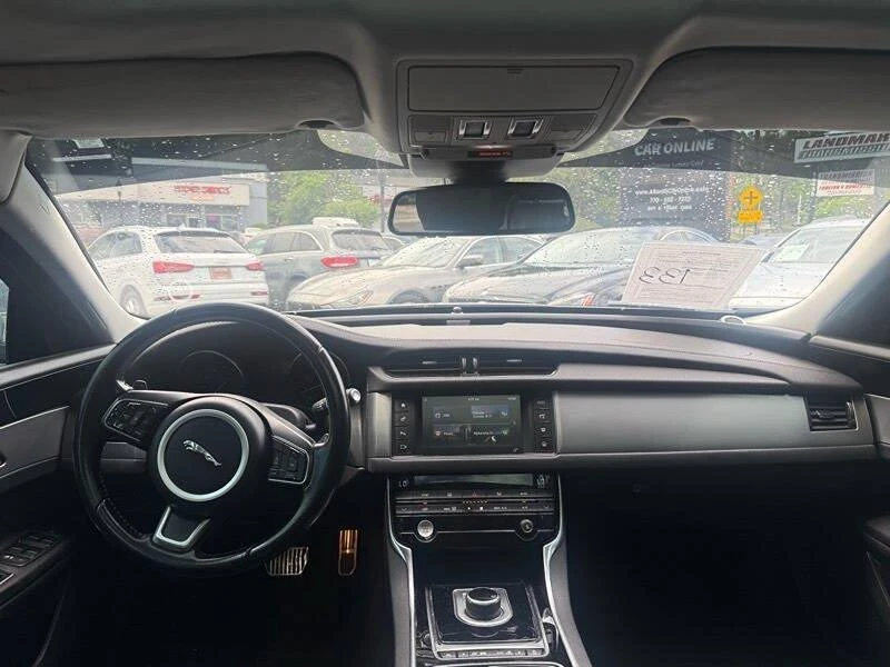 2017 Jaguar X260 XF - Image 10 of 18