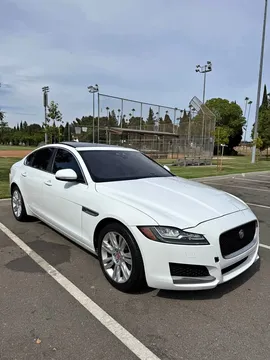 2017 Jaguar XF