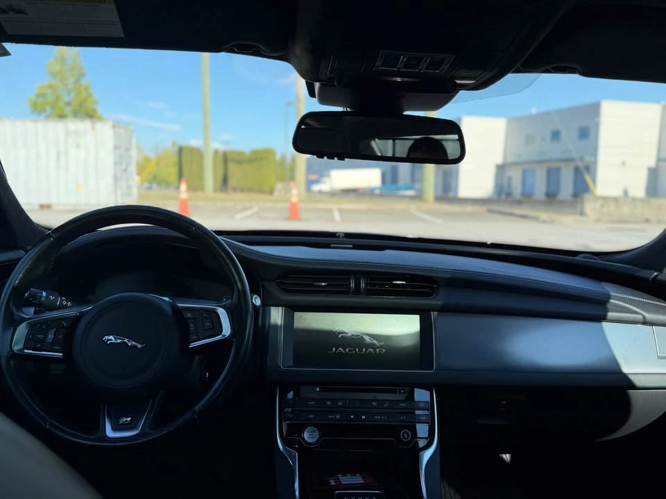 2017 Jaguar X260 XF - Image 7 of 9