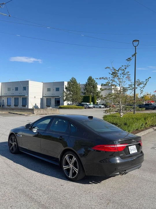 2017 Jaguar X260 XF - Image 4 of 9