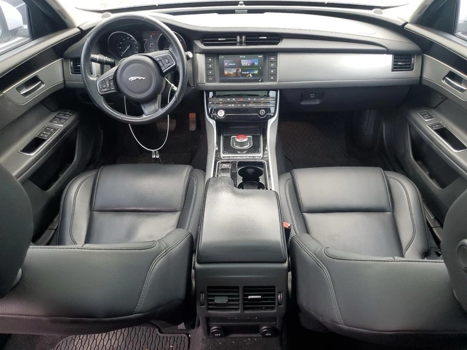 2017 Jaguar X260 XF - Image 7 of 9