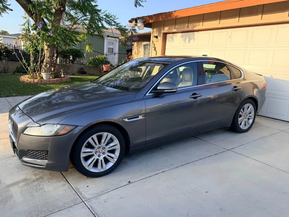 2017 Jaguar X260 XF - Image 3 of 19