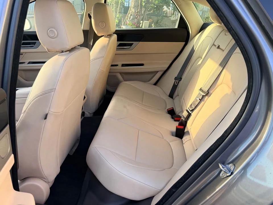 2017 Jaguar X260 XF - Image 7 of 19