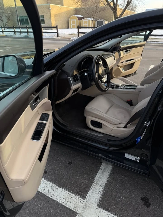 2017 Jaguar X260 XF - Image 7 of 11
