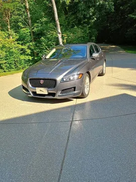 2017 Jaguar XF Premium Sedan 4D