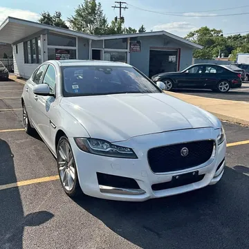 2017 Jaguar XF Premium Sedan 4D