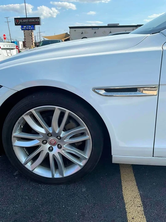 2017 Jaguar X260 XF - Image 6 of 12
