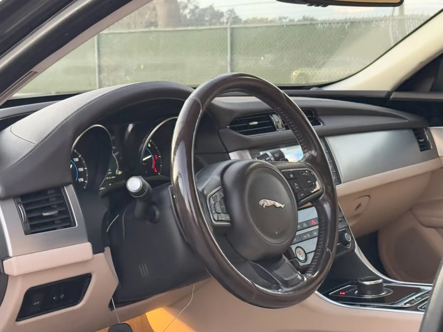 2017 Jaguar X260 XF - Image 21 of 25