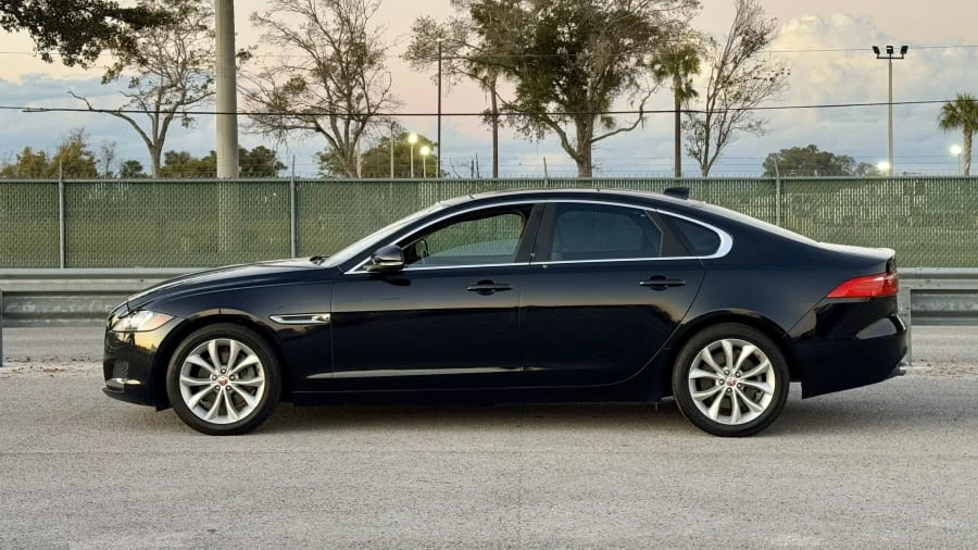 2017 Jaguar X260 XF - Image 2 of 25