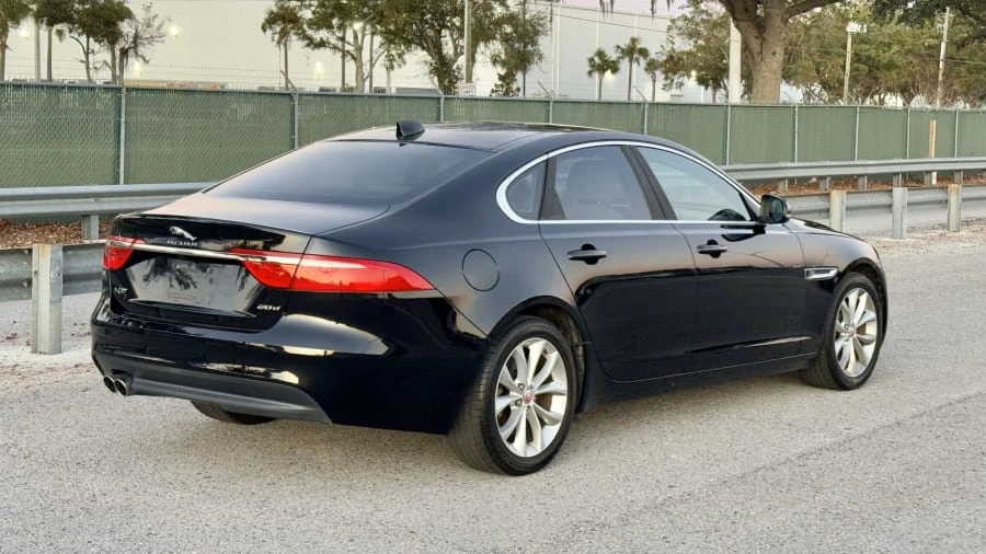 2017 Jaguar X260 XF - Image 3 of 25