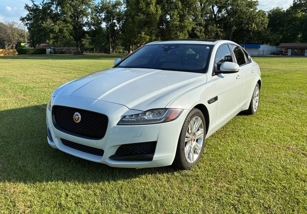 2017 Jaguar X260 XF - Image 6 of 24