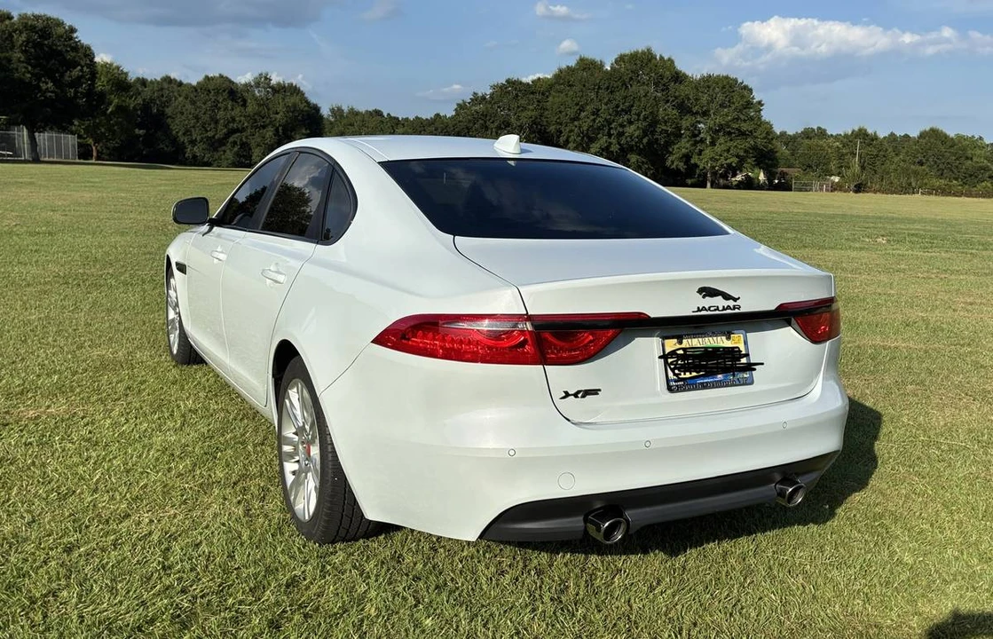 2017 Jaguar X260 XF - Image 2 of 24