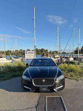 2017 Jaguar XF R-Sport