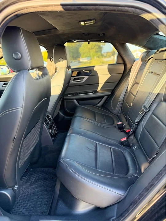2017 Jaguar X260 XF - Image 10 of 12