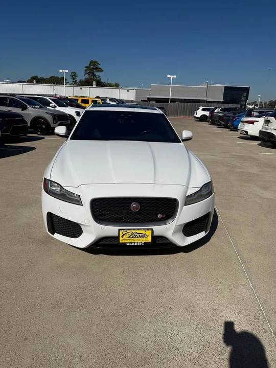 2017 Jaguar X260 XF - Image 3 of 10