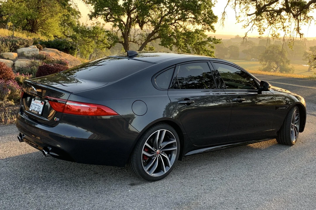 2017 Jaguar X260 XF - Image 3 of 31