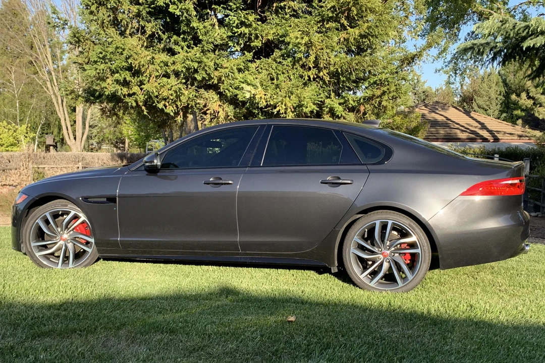 2017 Jaguar X260 XF - Image 2 of 31