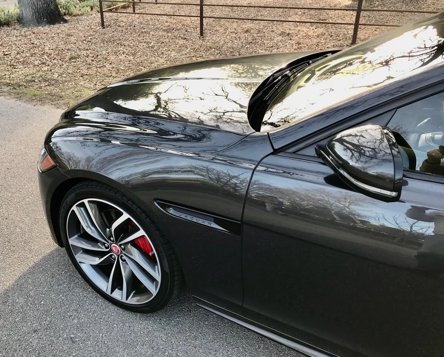 2017 Jaguar X260 XF - Image 19 of 31