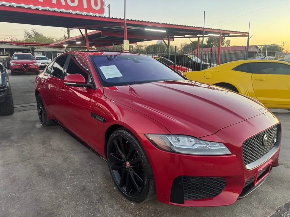 2017 Jaguar X260 XF - Image 3 of 17