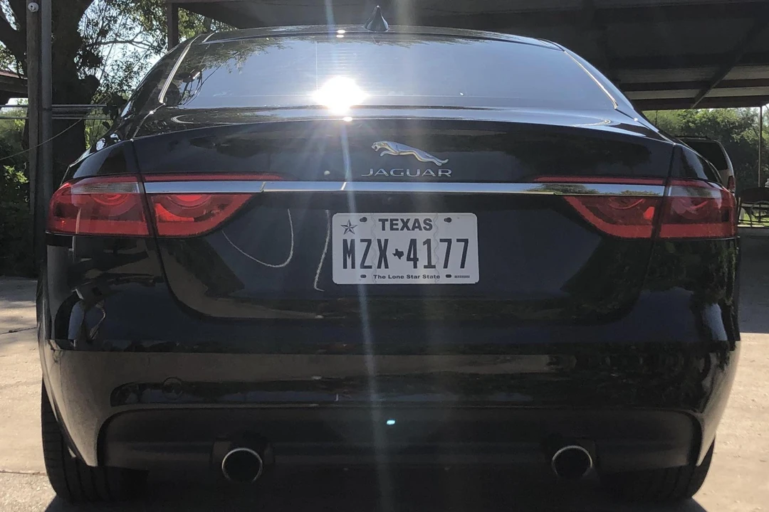 2017 Jaguar X260 XF - Image 5 of 31