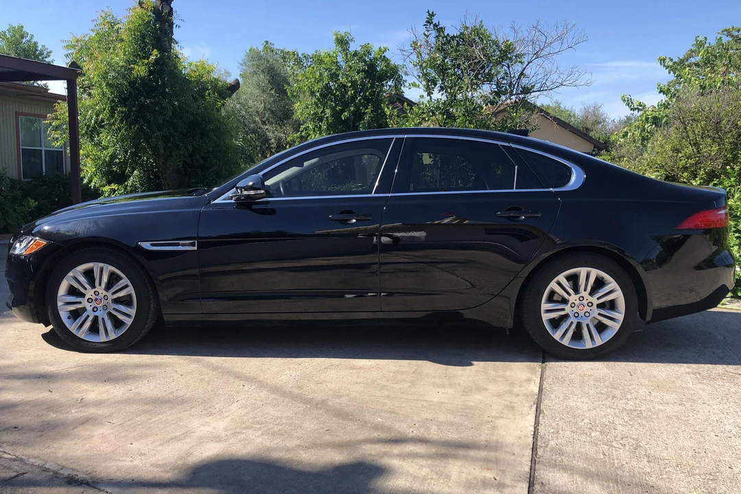 2017 Jaguar X260 XF - Image 3 of 31