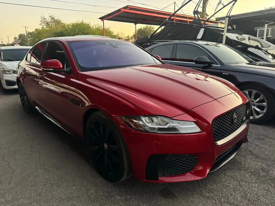 2017 Jaguar X260 XF - Image 2 of 9