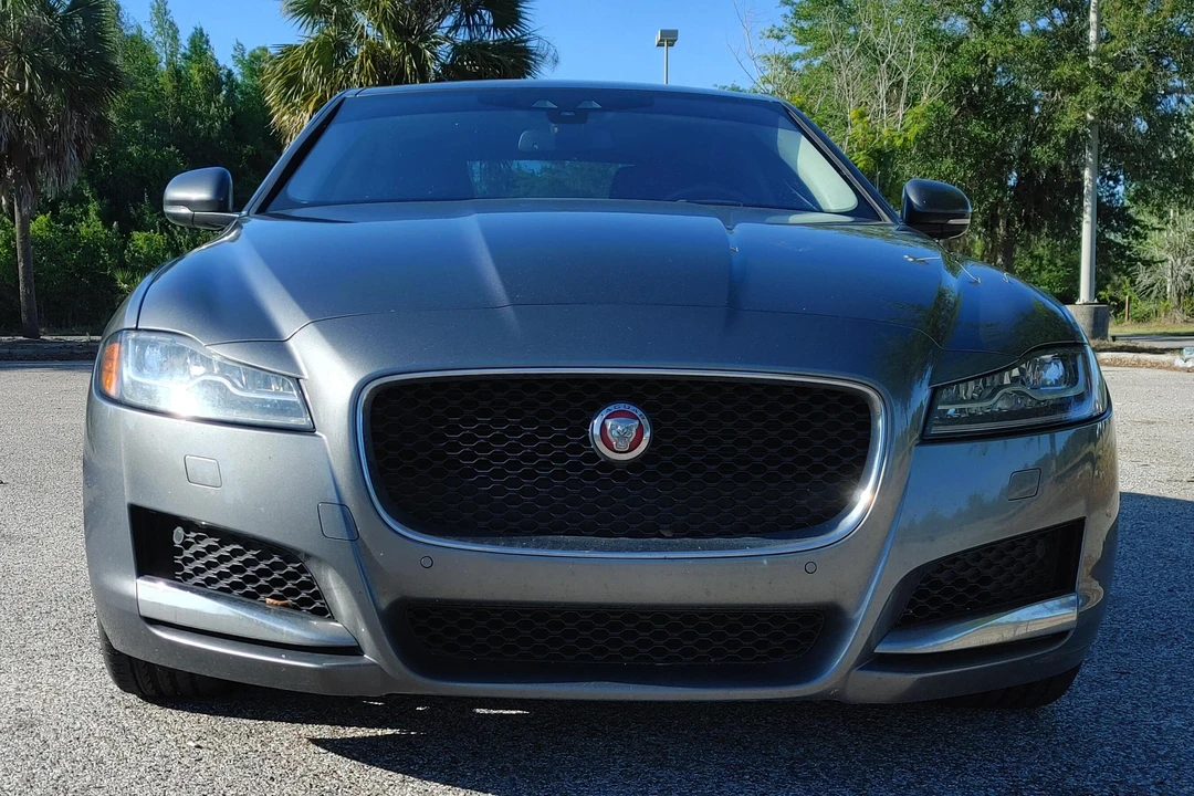 2017 Jaguar X260 XF - Image 2 of 31