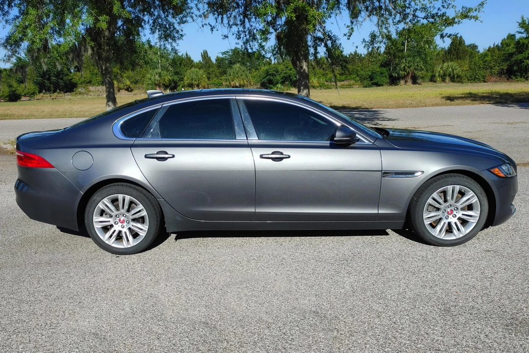 2017 Jaguar X260 XF - Image 10 of 31