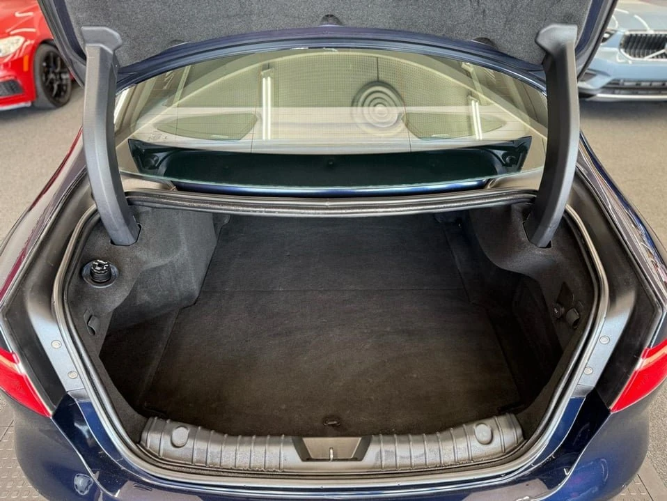 2017 Jaguar X260 XF - Image 14 of 20