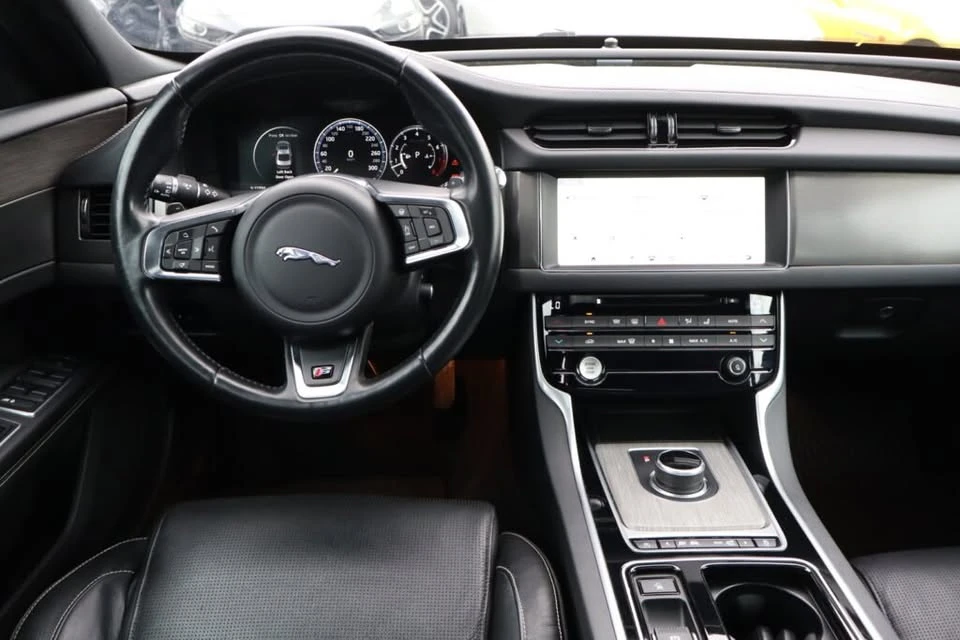 2017 Jaguar X260 XF - Image 7 of 20