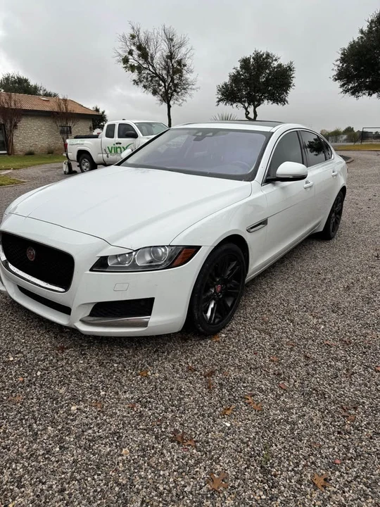 2017 Jaguar X260 XF - Image 2 of 4