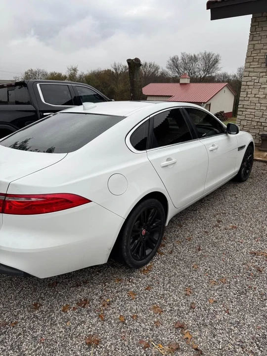 2017 Jaguar X260 XF - Image 3 of 4