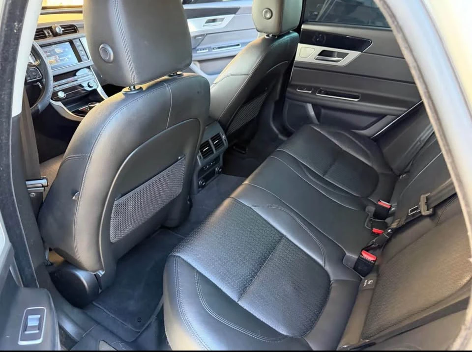 2017 Jaguar X260 XF - Image 12 of 14