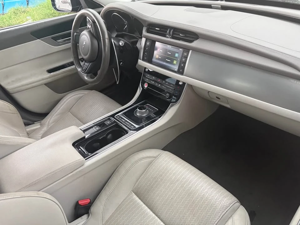 2017 Jaguar X260 XF - Image 4 of 13