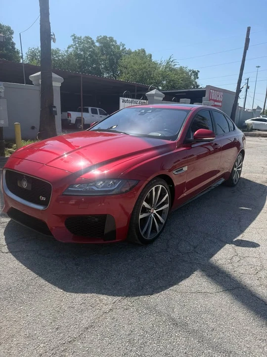 2017 Jaguar X260 XF - Image 4 of 17