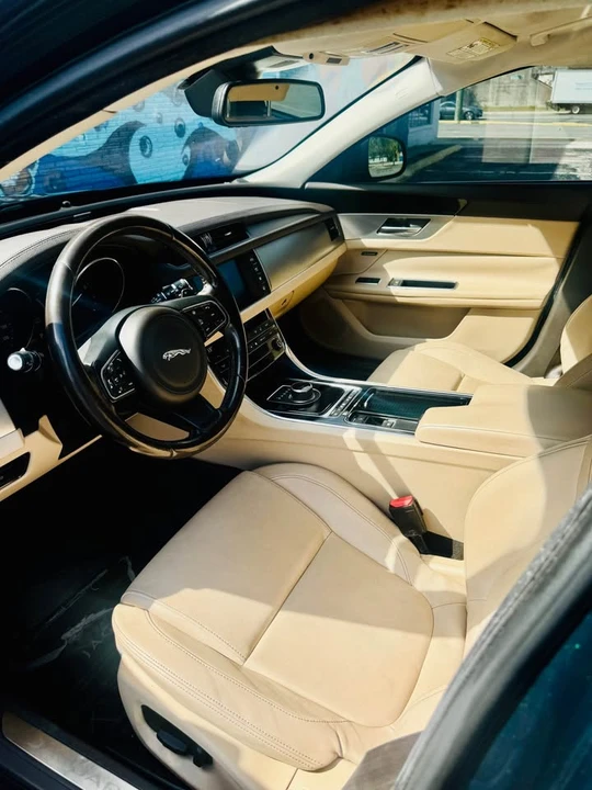 2017 Jaguar X260 XF - Image 8 of 9