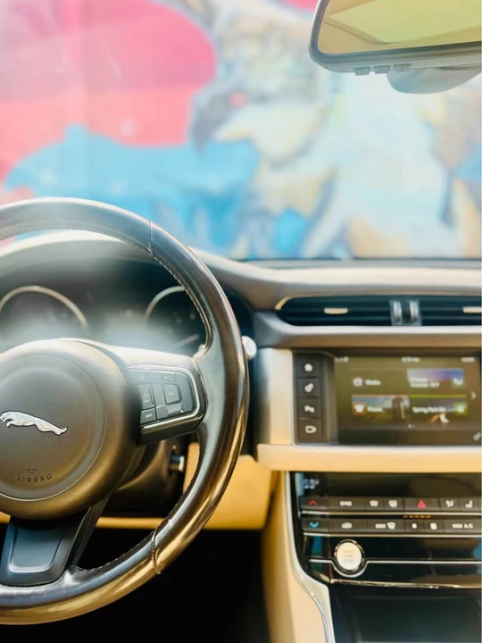 2017 Jaguar X260 XF - Image 5 of 9