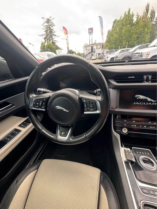 2017 Jaguar X260 XF - Image 5 of 9