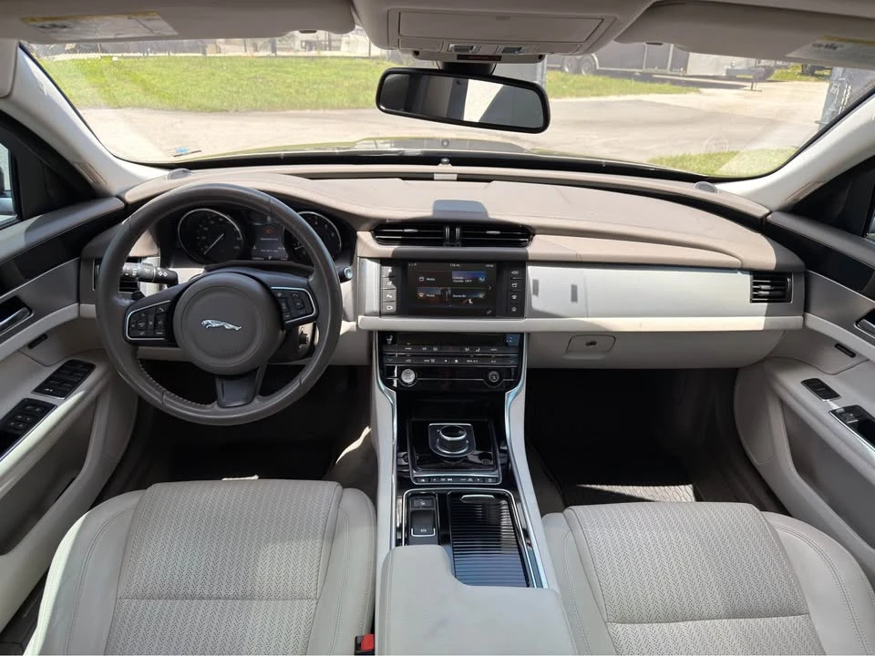 2017 Jaguar X260 XF - Image 8 of 10