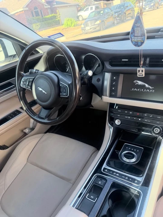 2017 Jaguar X260 XF - Image 5 of 13