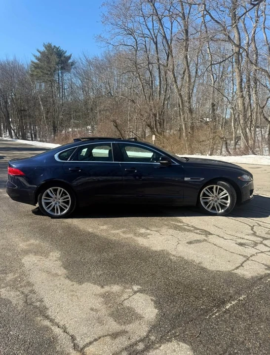 2017 Jaguar X260 XF - Image 5 of 12